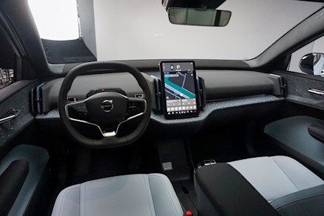 Editorial 2025 volvo ex30 13 di