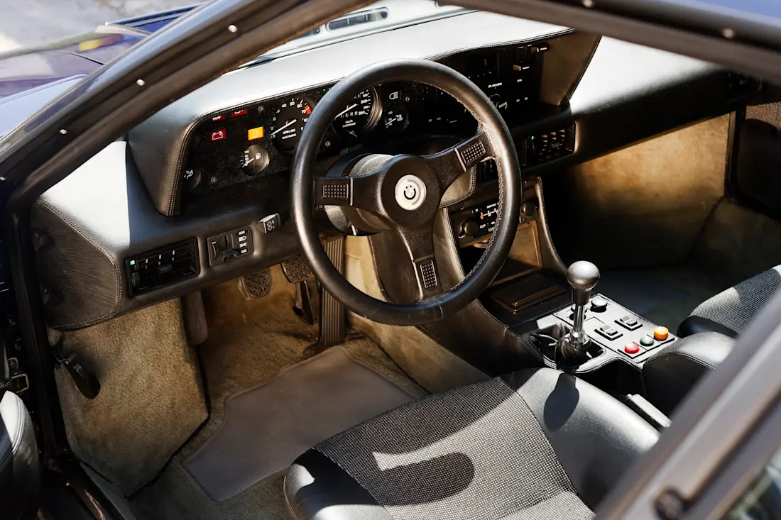 BMW M1 14