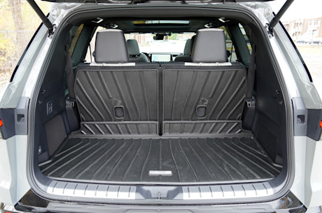 Lexus TX 500h 2026 : essai routier Body Image