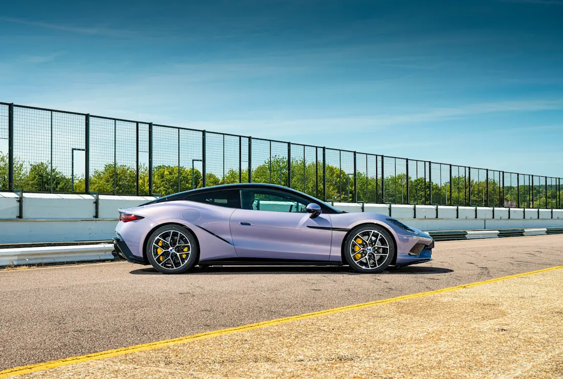Denza Z Coupé-23