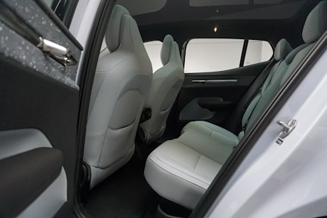 Editorial 2025 volvo ex30 11 di