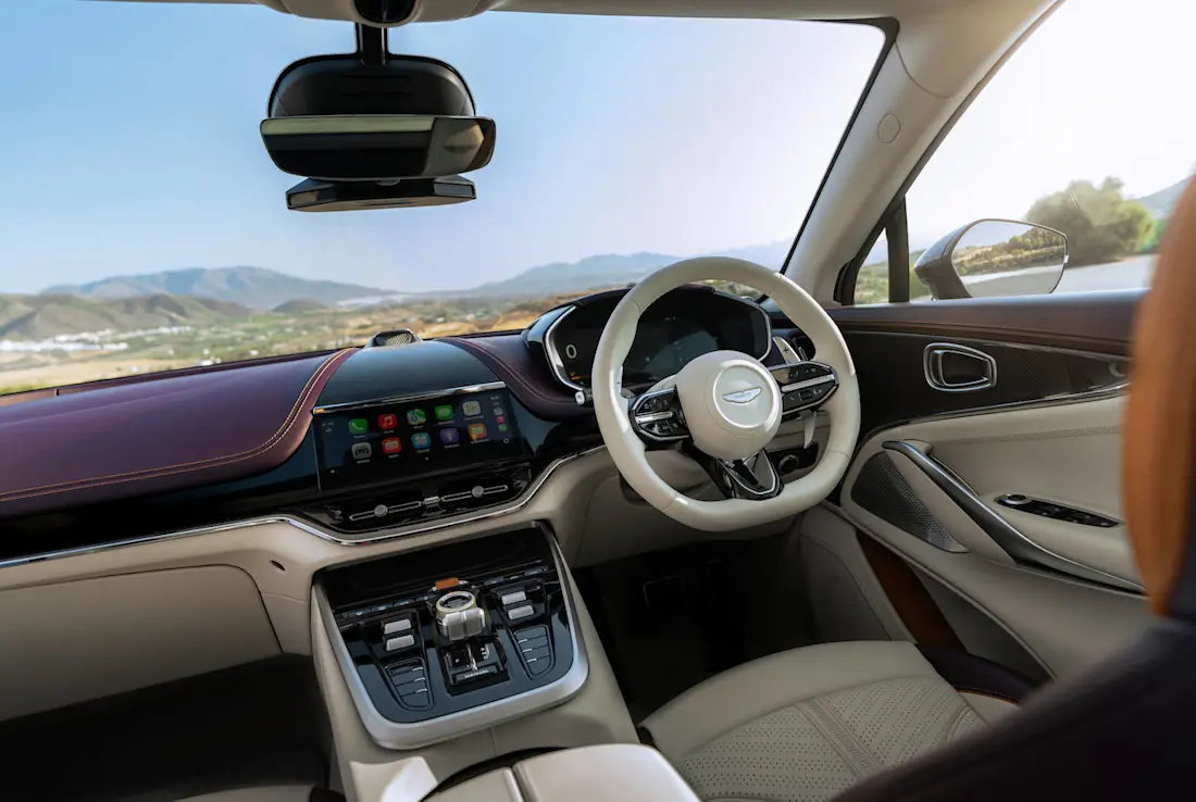 Aston-Martin-DBX-GT-2026-INTERIOR (4)