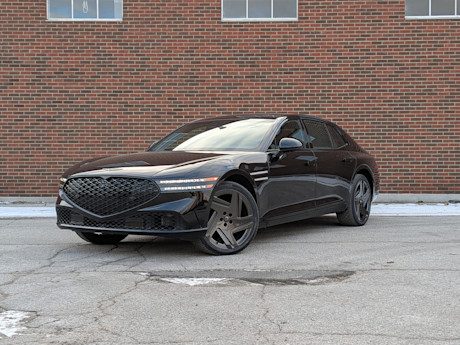 2026 Genesis G90 Black Edition - TD - SBe - 260327 - 1