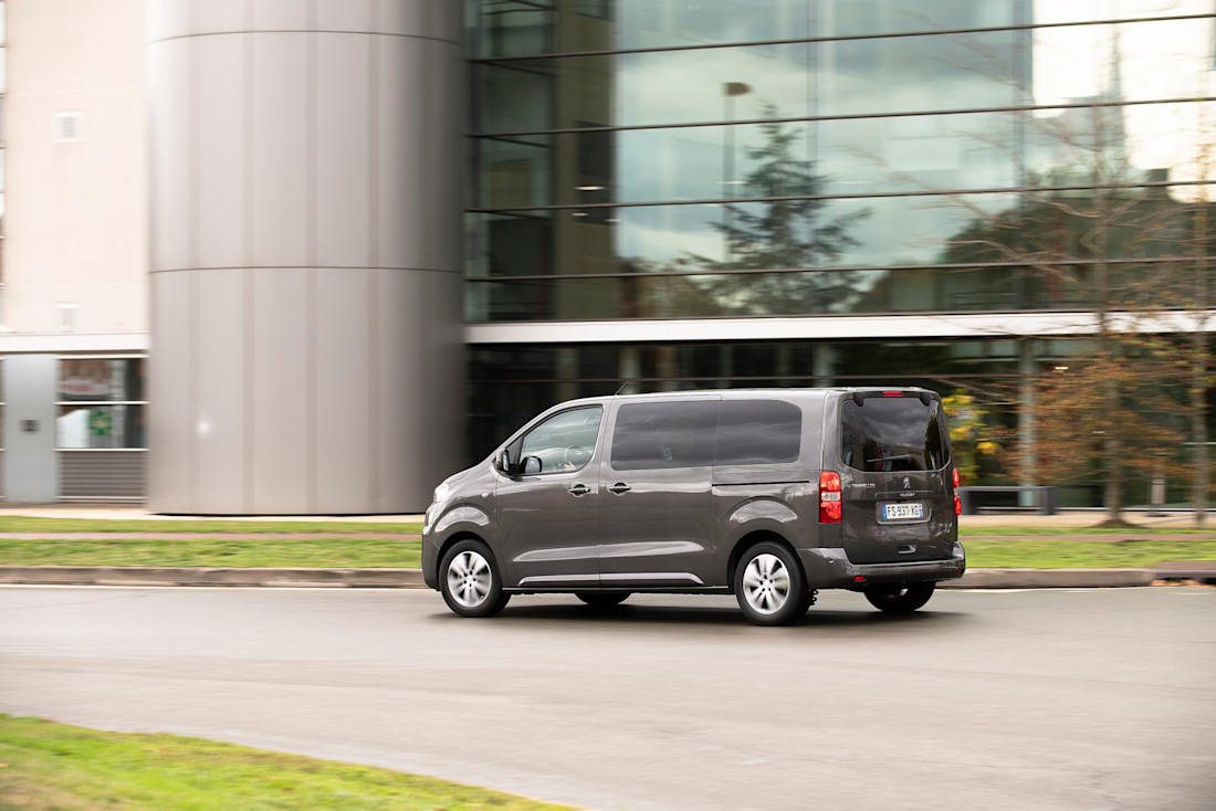 PEUGEOTeEXPERT_1NZ2023