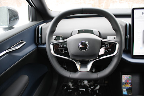 Volvo EX30 2025 vs Volvo EX40 2025 – Quel est le meilleur choix pour vous? Image
