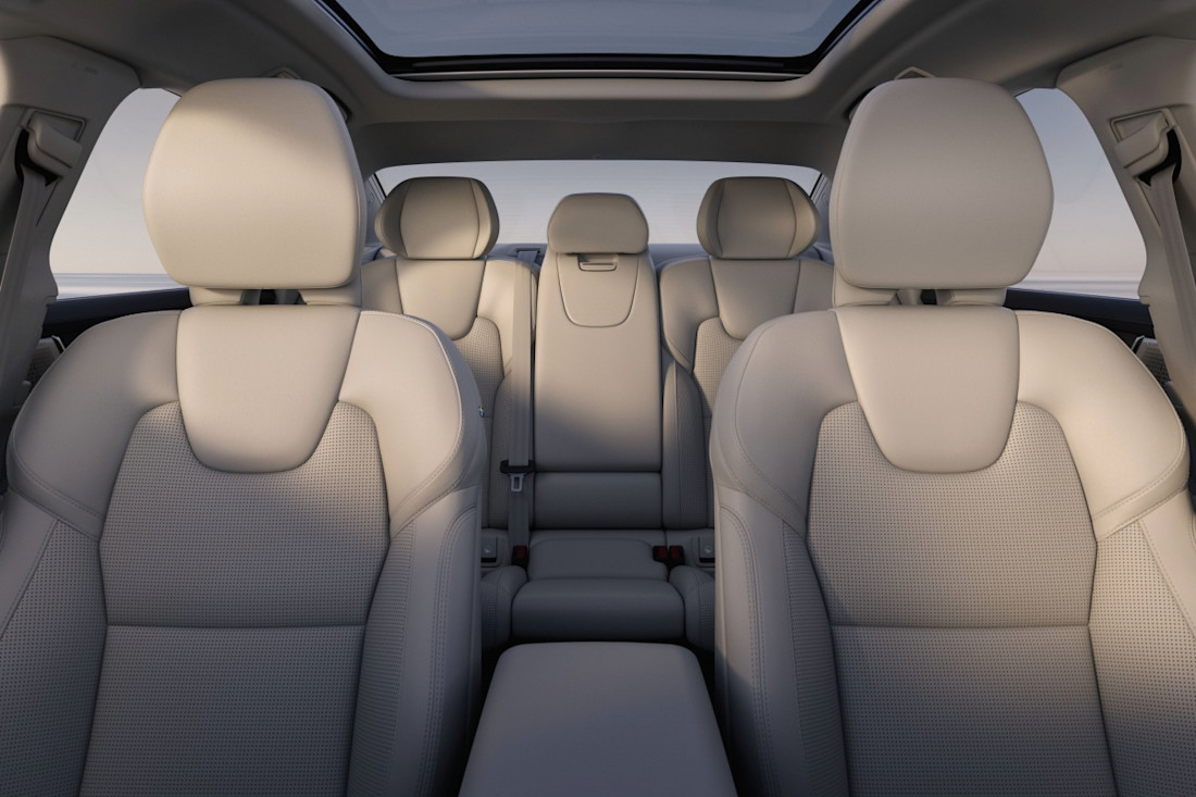volvo-s90-2025-interior (3).jpg