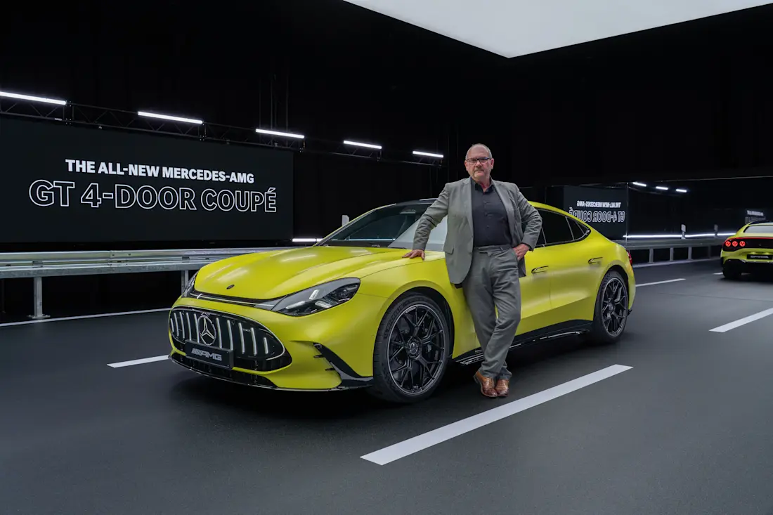 Mercedes AMG GT 4