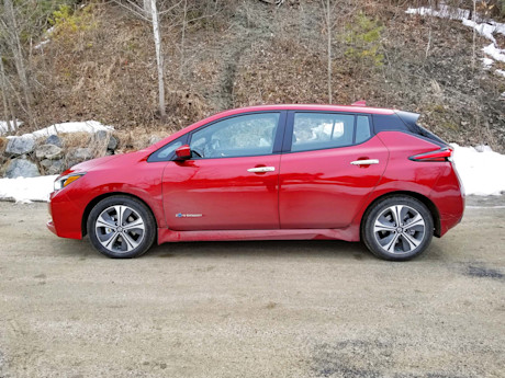 Editorial 2018 nissan leaf 04 sw