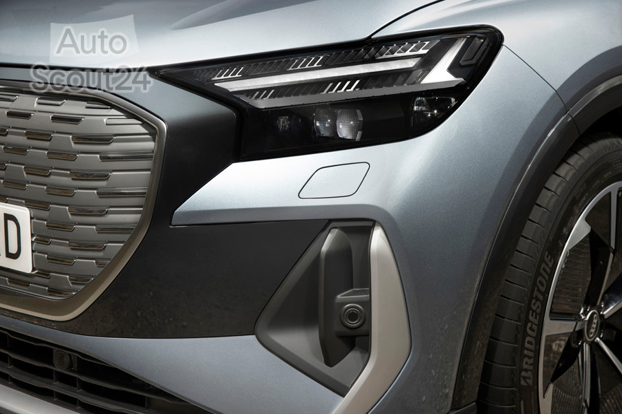 Audi_Q4_Etron-181.jpg