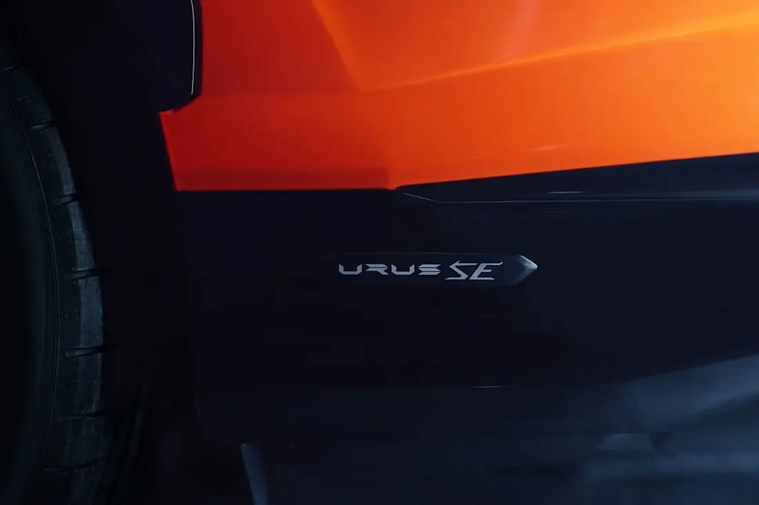 Lamborghini-Urus-SE-2025 (5)