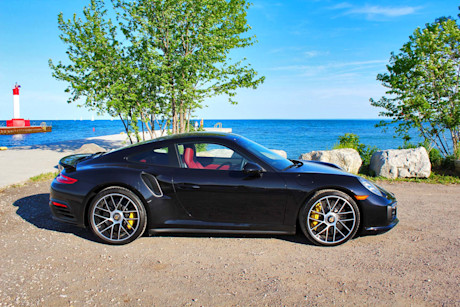 Editorial 2017 porsche 911 turbo s pb 05