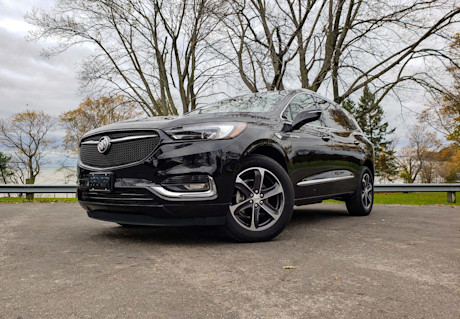 Editorial 2020 buick enclave essence 02 sw