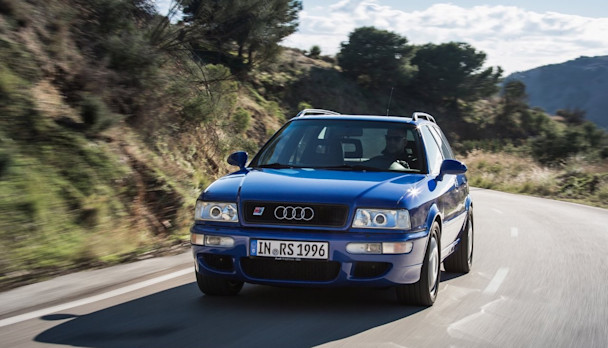 Audi RS2