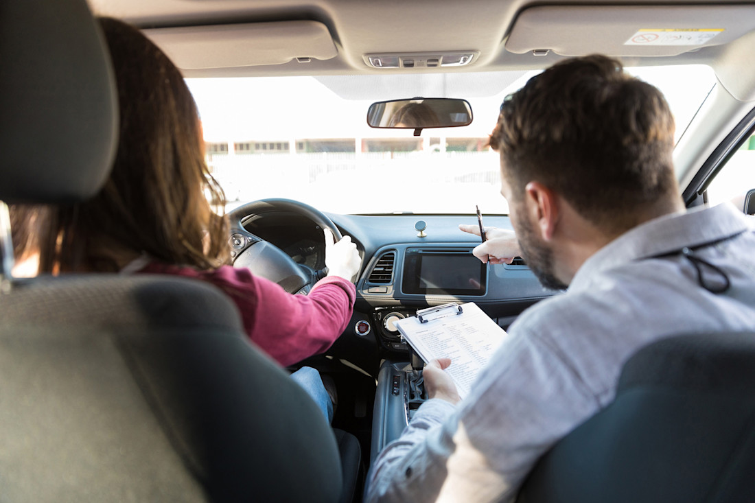 L17-Führerschein: So klappt der Autoführerschein mit 17