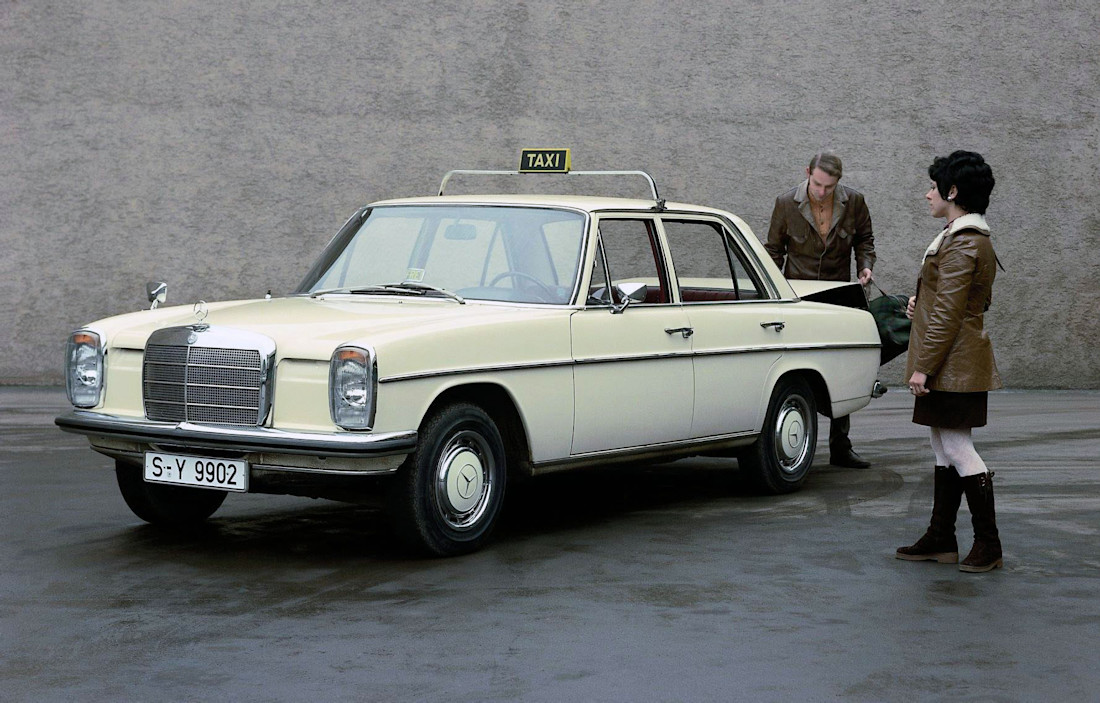 Mercedes-Benz 200 AS24 2