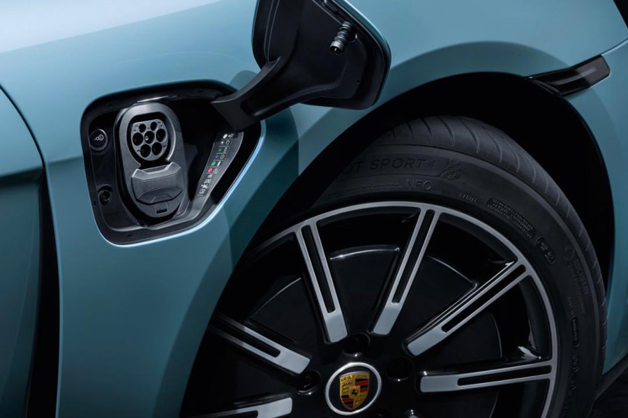 porsche-taycan-4s (3).jpeg