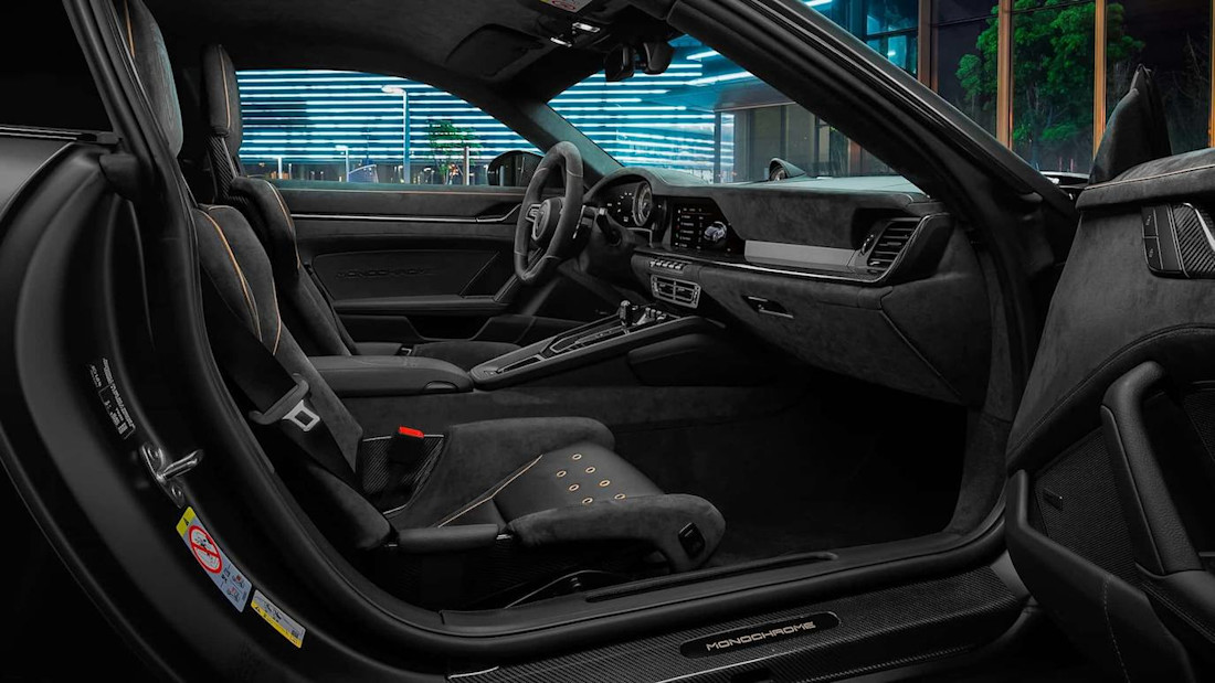 Porsche-911-techart-gtstreet-r-monochrome (8).jpg