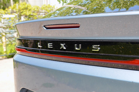 Lexus RZ 450e 2023 : essai routier Image