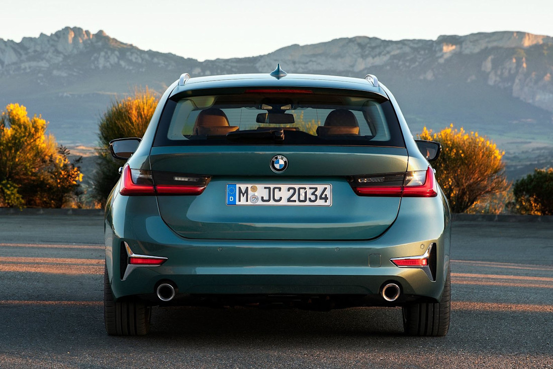 BMW-3er-Touring-Back.jpg