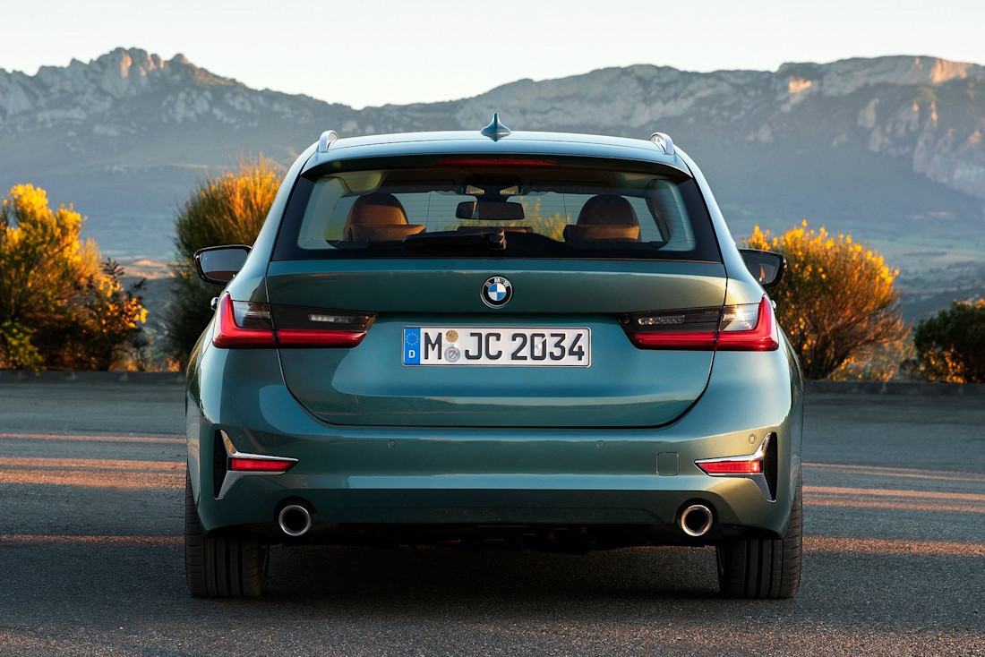 BMW-3er-Touring-Back.jpg