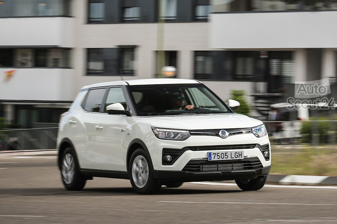 ssangyong tivoli glp 128 cv (1).jpg