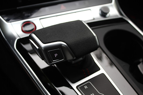 Made of Unicorn Tears, the 2025 Audi RS 6 Avant GT is Not for the Shy Image