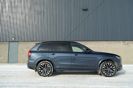 Volvo XC90 T8 2026 : essai routier Body Image