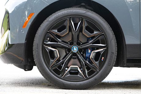 Editorial 2023 bmw ix m60 12 jw