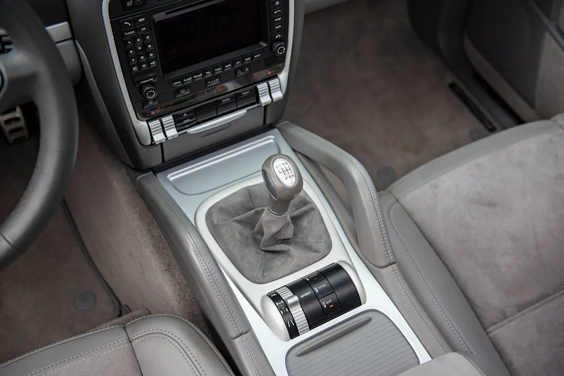 Das 6-Gang-Schaltgetriebe bleibt im Cayenne eine seltene Erscheinung. Nur wenige Kunden bestellten das in Leipzig gebaute SUV ohne Automatik. Noch weniger den GTS.  Das 6-Gang-Schaltgetriebe bleibt im Cayenne eine seltene Erscheinung. Nur wenige Kunden bestellten das in Leipzig gebaute SUV ohne Automatik. Noch weniger den GTS.