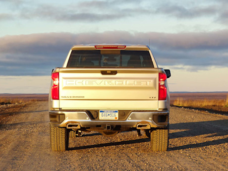 Editorial 2019 chevrolet silverado ltz 05 jb