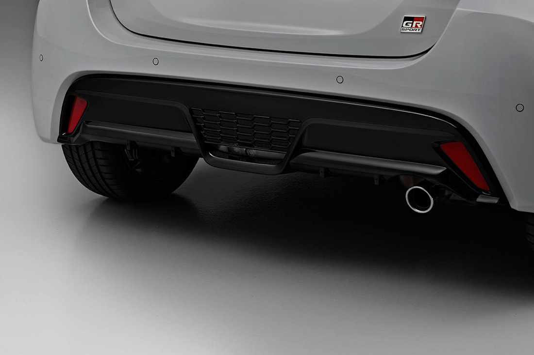 Toyota Yaris GR Sport 2022 (4).jpg