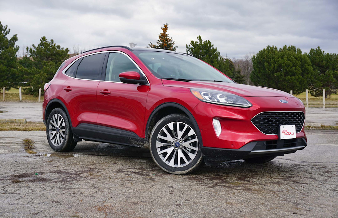 Editorial 2020 ford escape titanium 02 di