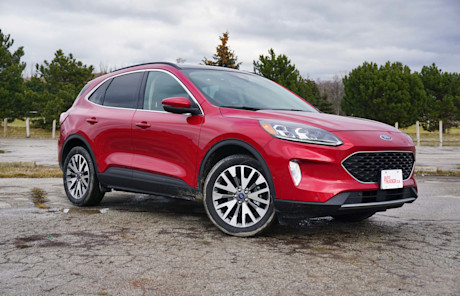 Editorial 2020 ford escape titanium 02 di