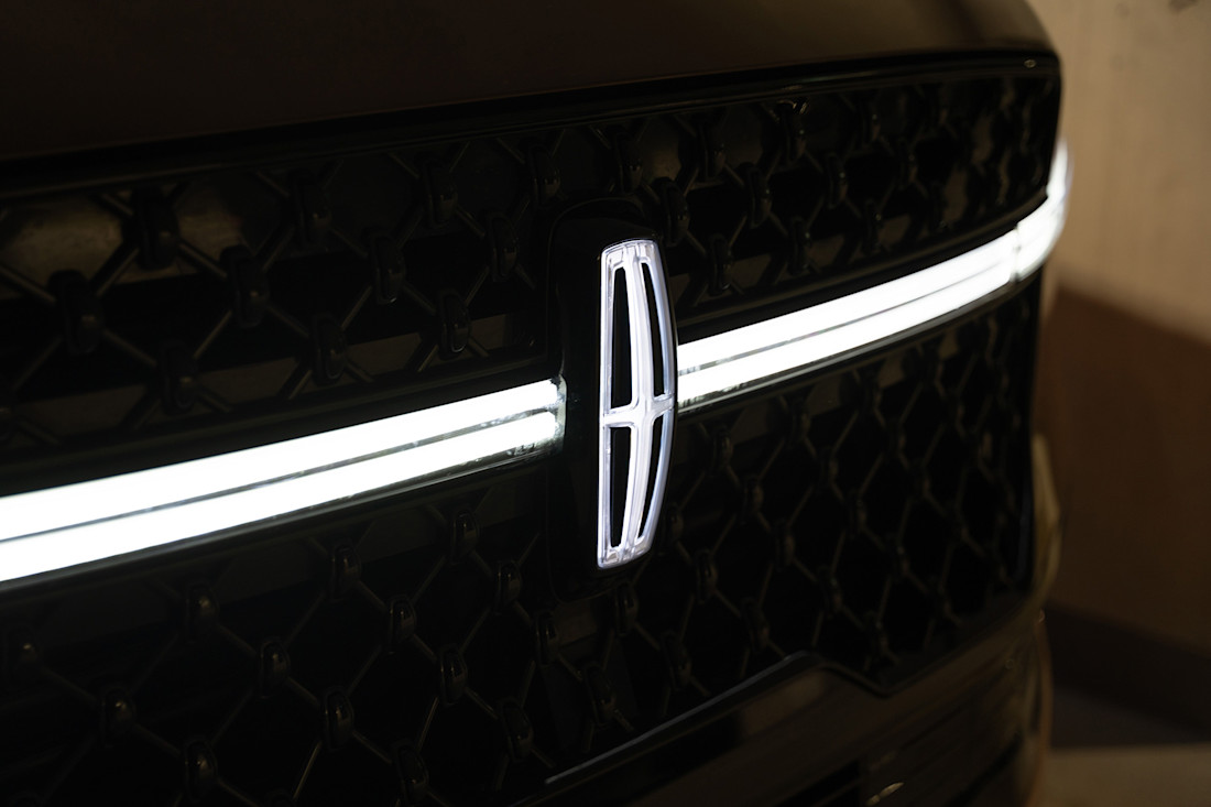 2026 Lincoln Navigator - TD - JW - 260413 - 8.jpg