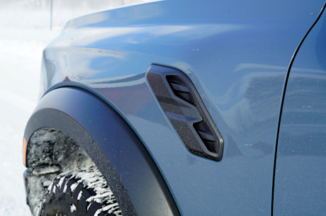 Le Ford Ranger Raptor soumis à une tempête hivernale Image