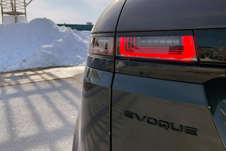 Editorial 2022 land rover range rover evoque p250 bronze collection 16 ct