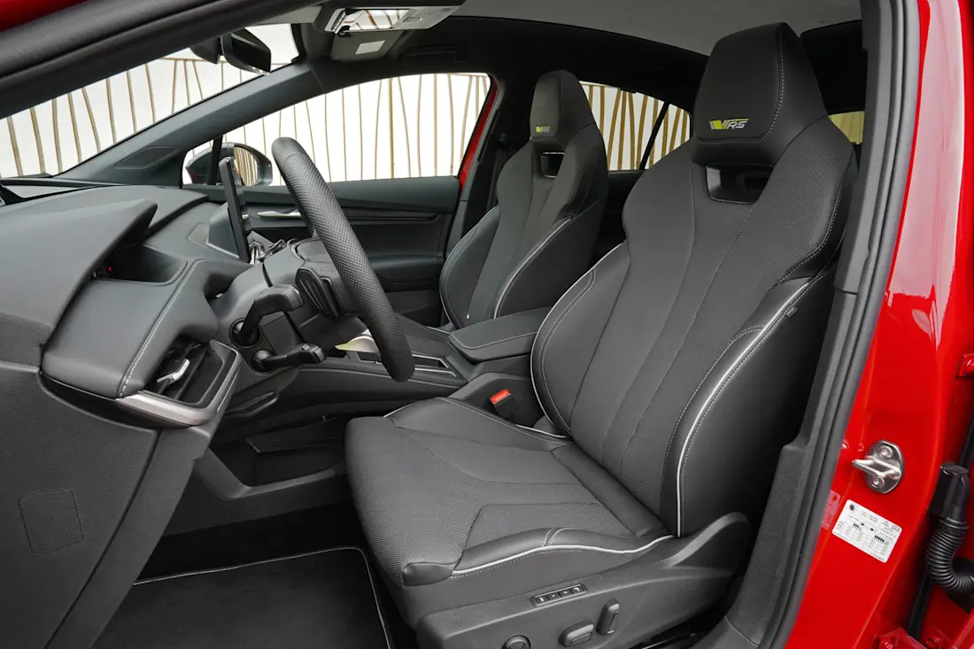 6 skoda-enyaq-coupe-rs-vordersitze