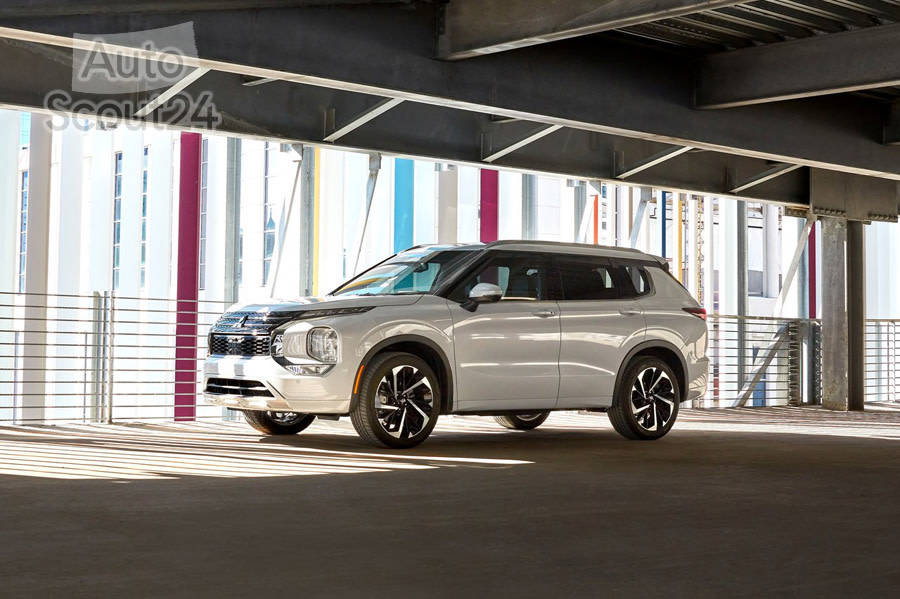 Mitsubishi-Outlander-2022-1280-05.jpg