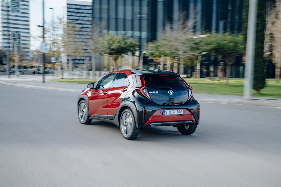 2022_AYGO_X_DPL_DYNAMICS_CHILI_RED_024