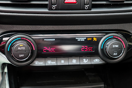 Editorial 2022 kia forte gt line 33 jm