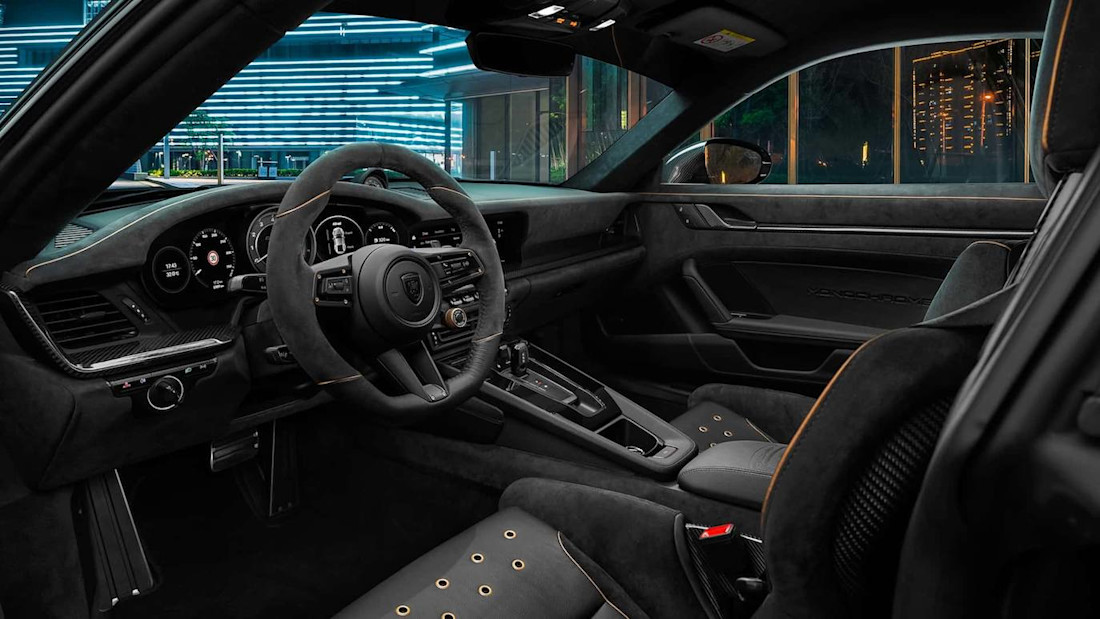 Porsche-911-techart-gtstreet-r-monochrome (9).jpg