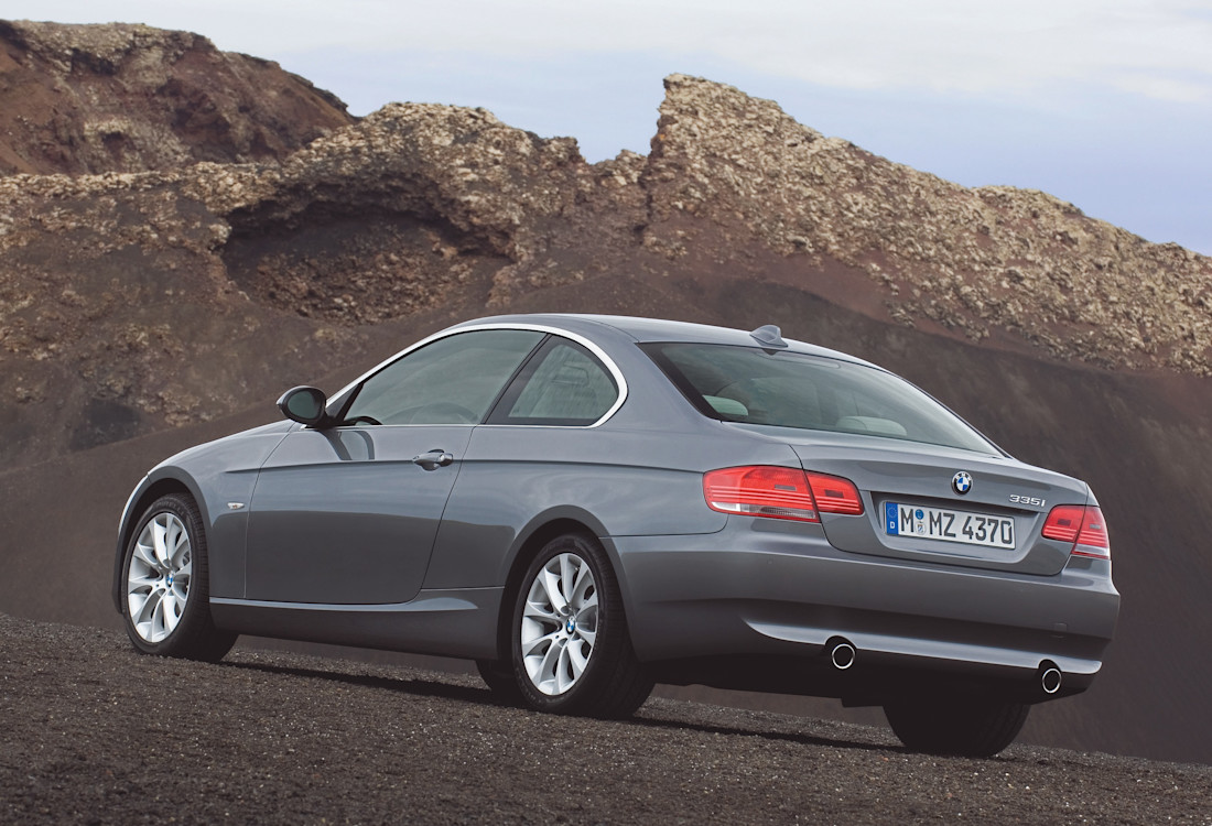 P0024457bmw 335 rear