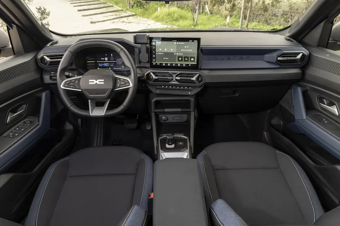 dacia duster hybrid journey 236