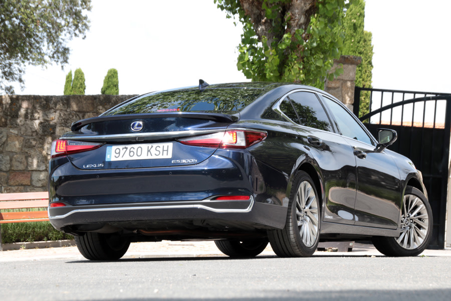 lexus-es-300h (15).JPG