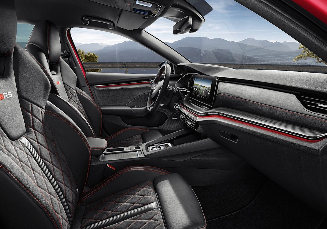 Skoda-Octavia RS iV interior 2