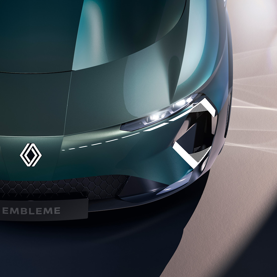 renault-embleme-waterstofauto-met-1000-km-actieradius-maar-niet-heus-2024-09.jpg
