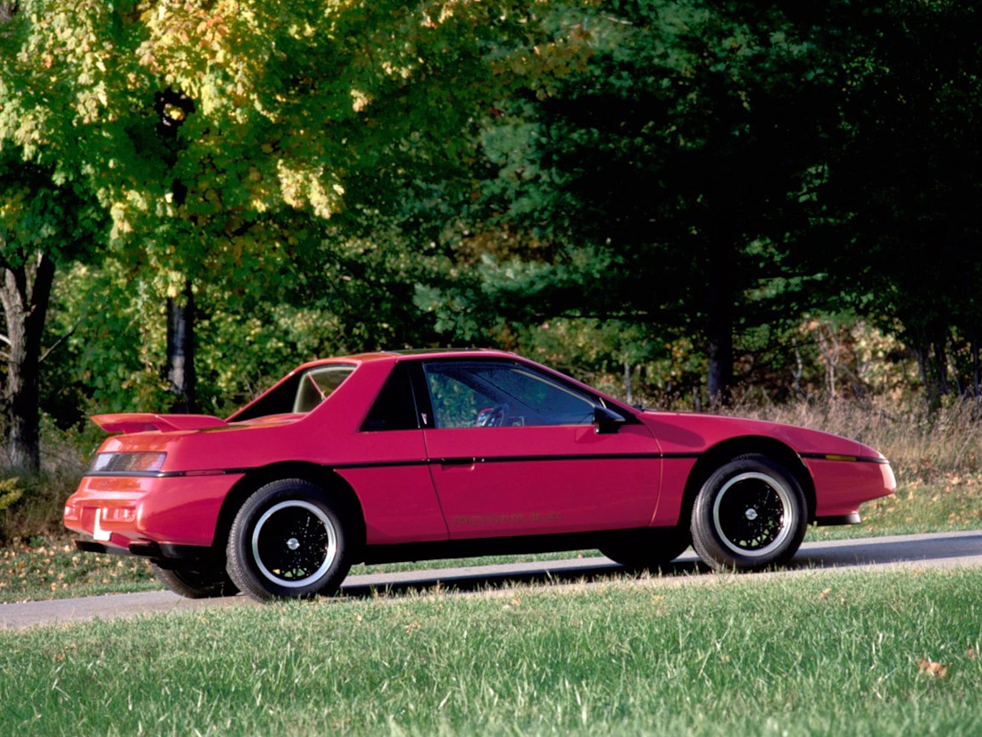 pontiac fiero formula 8