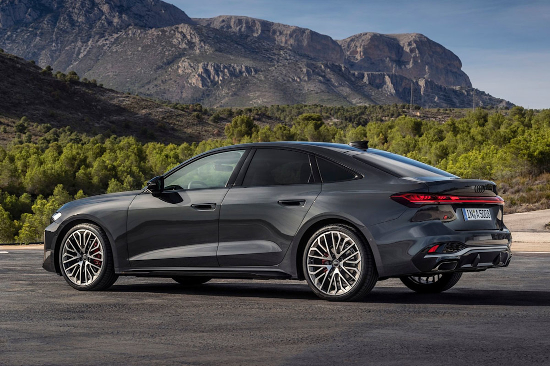 Audi-A5_Sedan-2025-1600-09.jpg