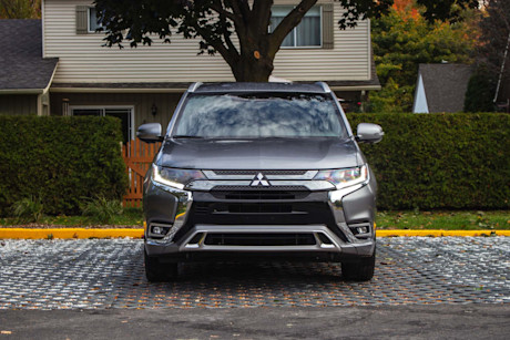 Editorial 2020 mitsubishi outlander phev 01 wc fr