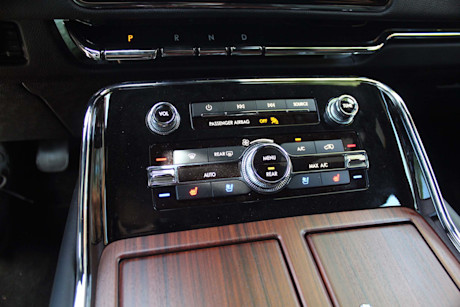 Editorial 2020 lincoln navigator reserve 20 pb